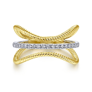 14K YELLOW GOLD AND WHITE GOLD DIAMOND RING